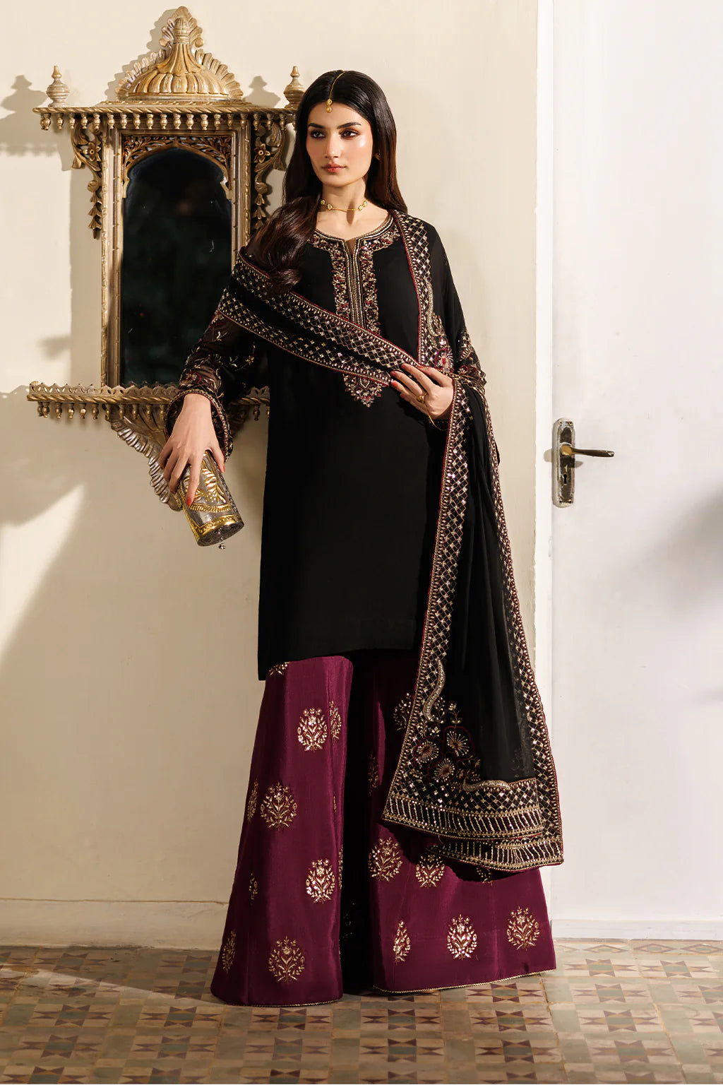 CC-90 Plain Chiffon - Luxury Pakistani Suit - Pre-Order - View 3