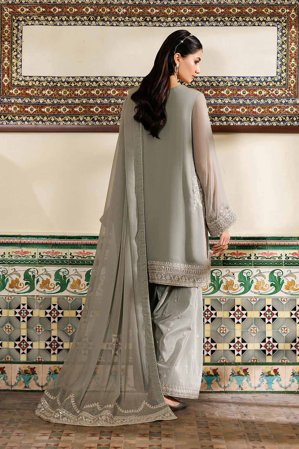 CC-91 Plain Chiffon - Luxury Pakistani Suit - Pre-Order - View 3