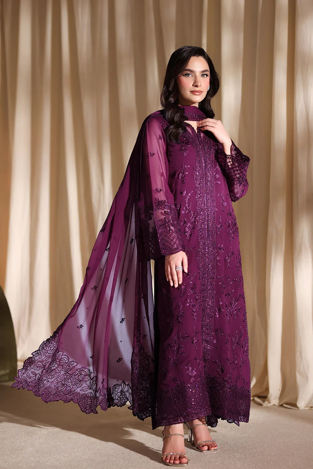Garnelle - Luxury Chiffon Pakistani Suit - Pre-Order - View 5