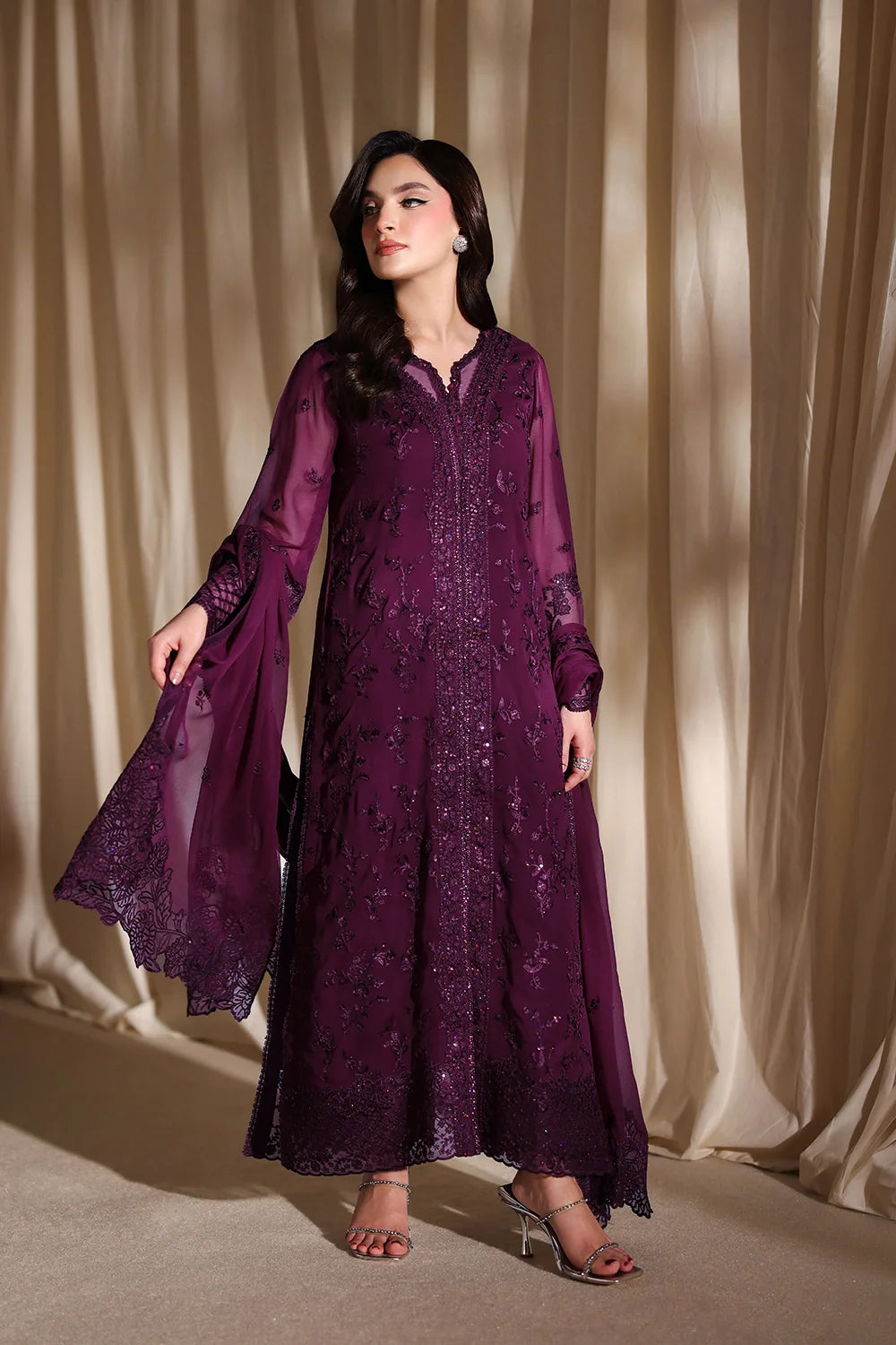 Garnelle - Luxury Chiffon Pakistani Suit - Pre-Order - View 6