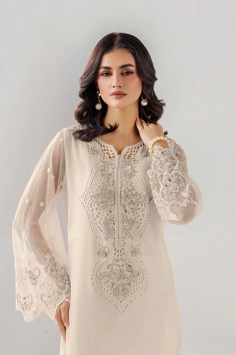 Soft pastel hues, delicate embroidery, and timeless elegance 3pcs Outfit Party wear Light Pink /Grey (PRE ORDER)