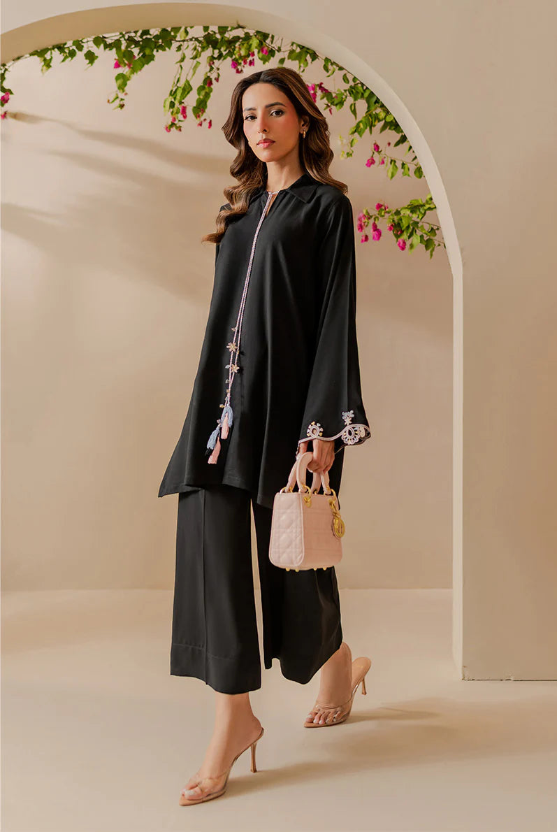 Ollie Onyx - Luxury Linen Pakistani Suit - Pre-Order - View 3