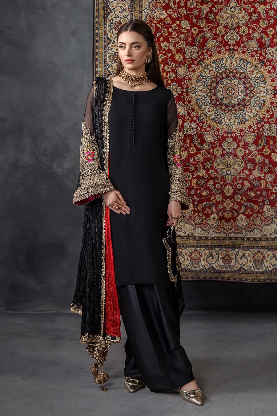 P-300 - Luxury Pakistani Suit - Pre-Order - View 3
